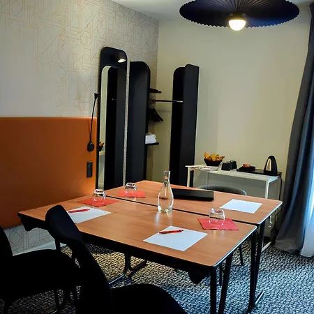 Ibis Centre Hotel