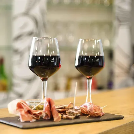 宜必思罗德中央酒店 酒店 罗德兹