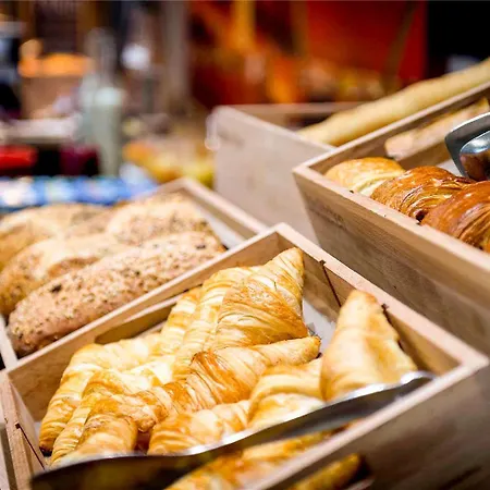 宜必思罗德中央酒店 酒店 3*