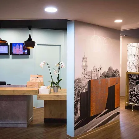 Ibis Centre Hotel
