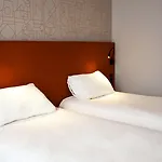 Ibis Centre Hotel 3*