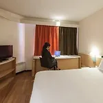 Ibis Centre