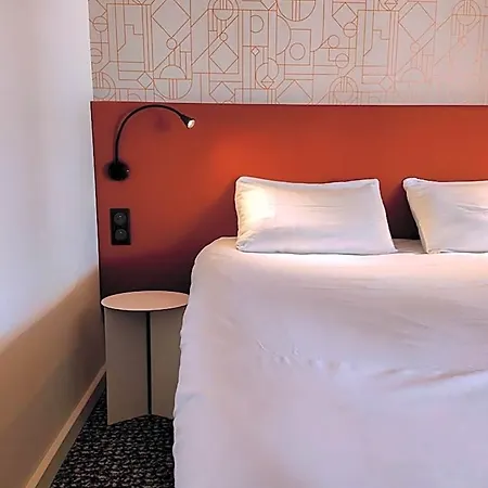 Ibis Centre 3* Ροντέζ