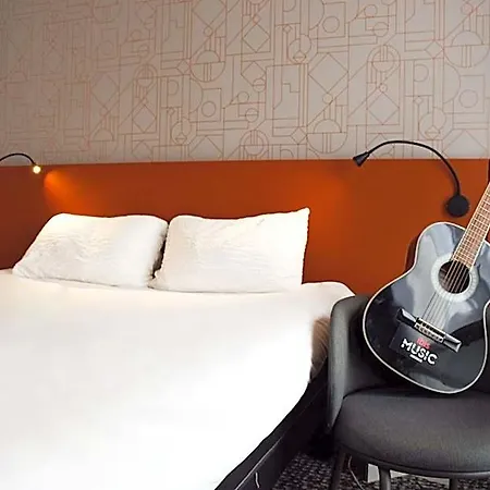 Ibis Centre 3* Ροντέζ