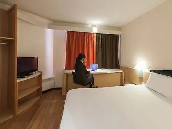 Ibis Centre