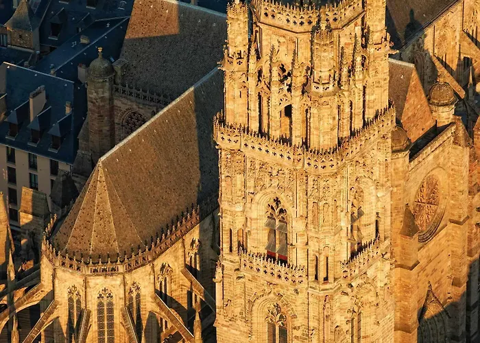 Hotel Ibis Centre 3*